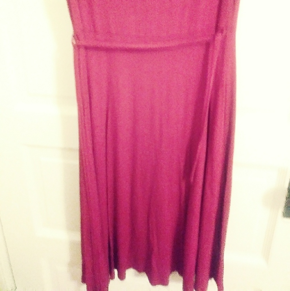 Jersey dress with skirt slip